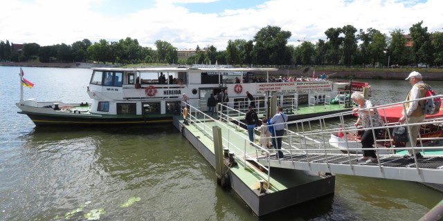 Schifffahrt auf der Oder in Breslau